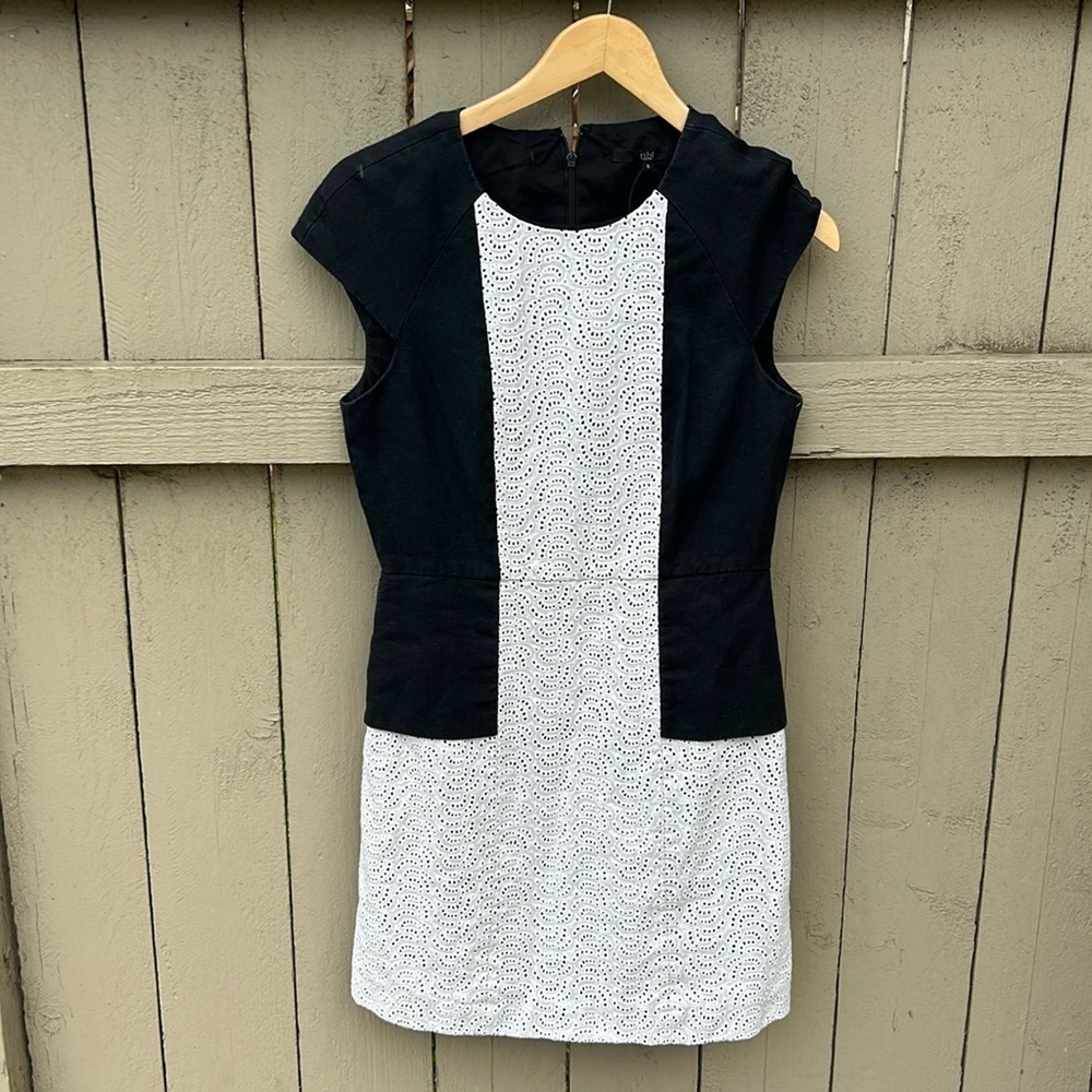 Tibi Carey Cap Sleeve Embroidered Linen Dress Black With White Eyelet Lace Sz 6